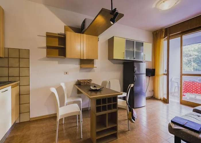 Comfortable Near The Appartamento